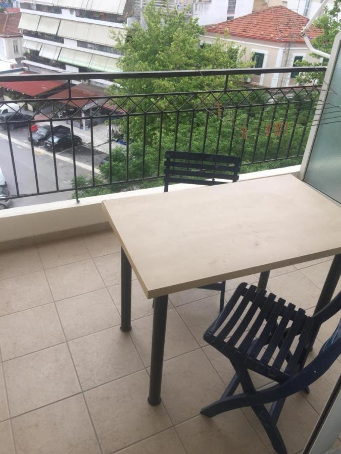 Apartment By The Train Station 2 Larissa